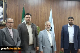 دیدار جمعی از نمایندگان مجلس شورای اسلامی با دکتر عرفان خسرویان
 3