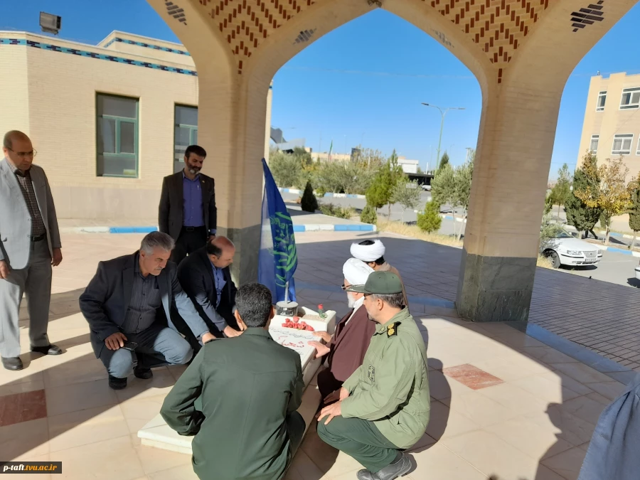 بازدید فرماندار و امام جمعه تفت از آموزشکده فنی شهید مطهری 2